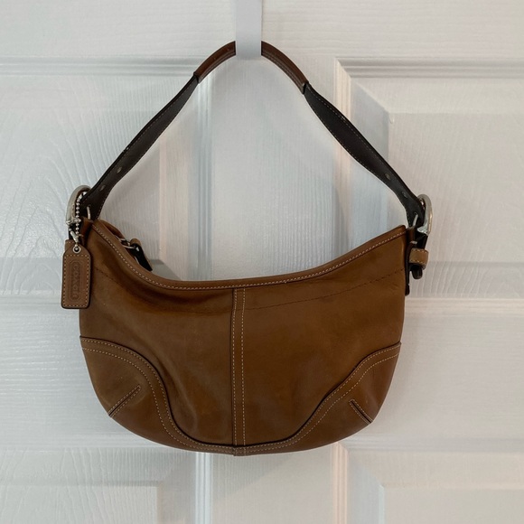 Coach Signature Hobo Bag, brown - Picture 2 of 10